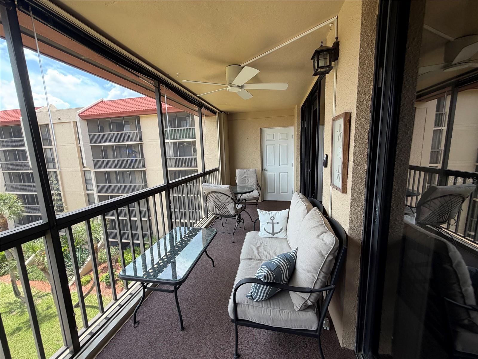 PROMENADES EAST - Residential Lease
