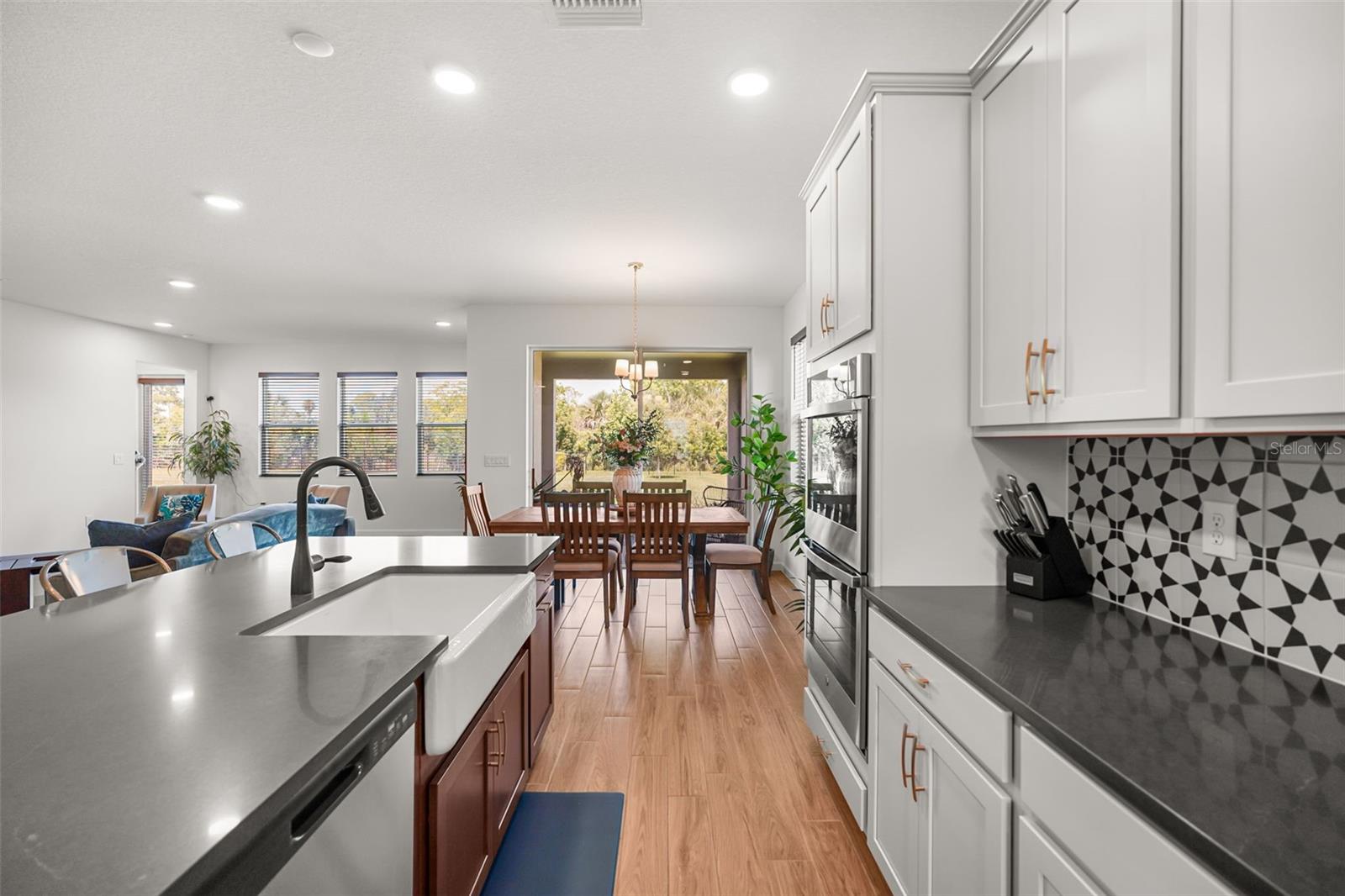 ESTATES AT RIVERCREST - Residential