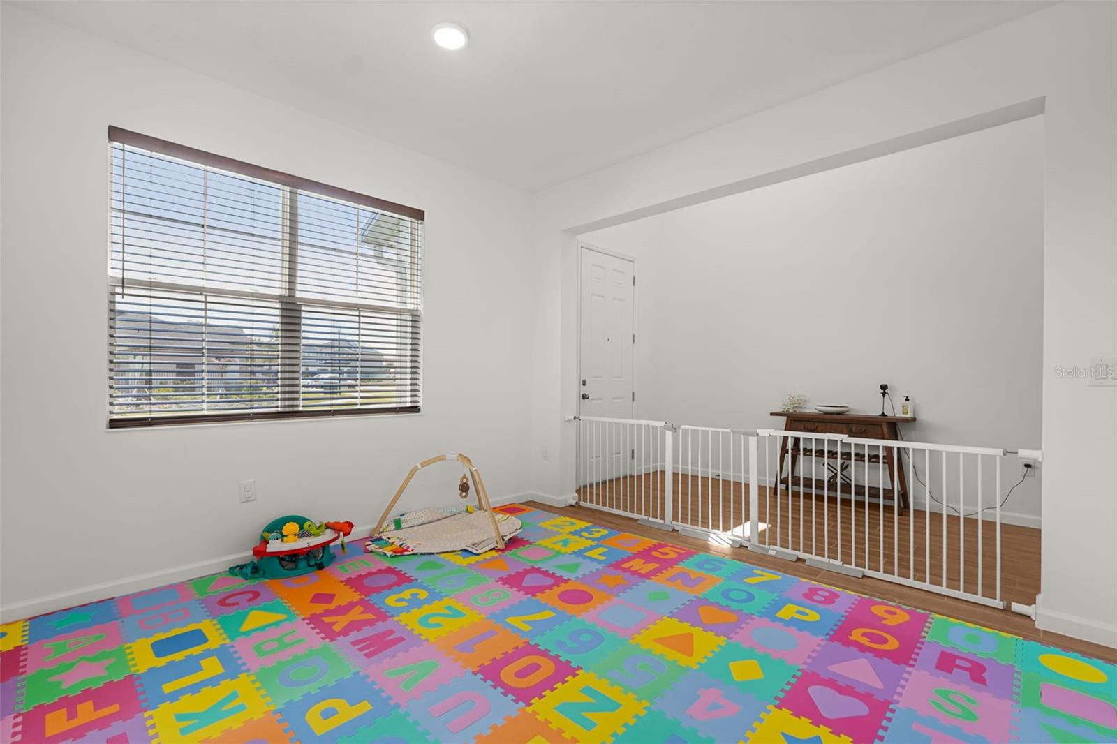 ESTATES AT RIVERCREST - Residential