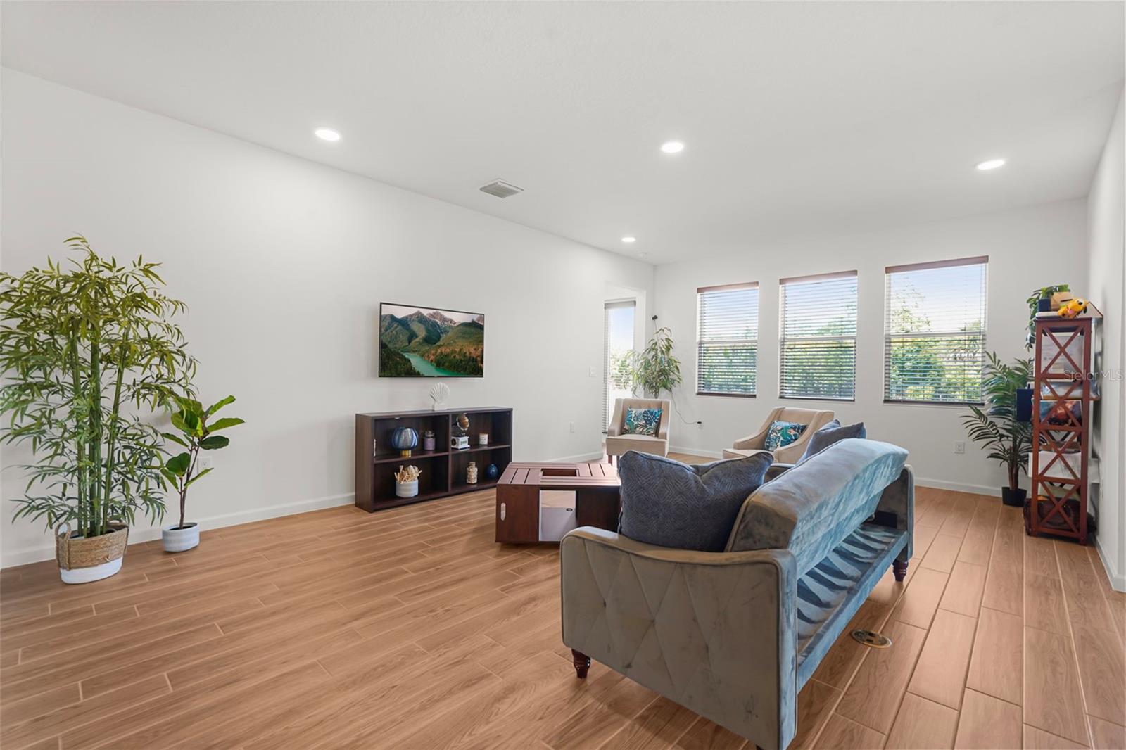 854 RIVER STONE TRAIL