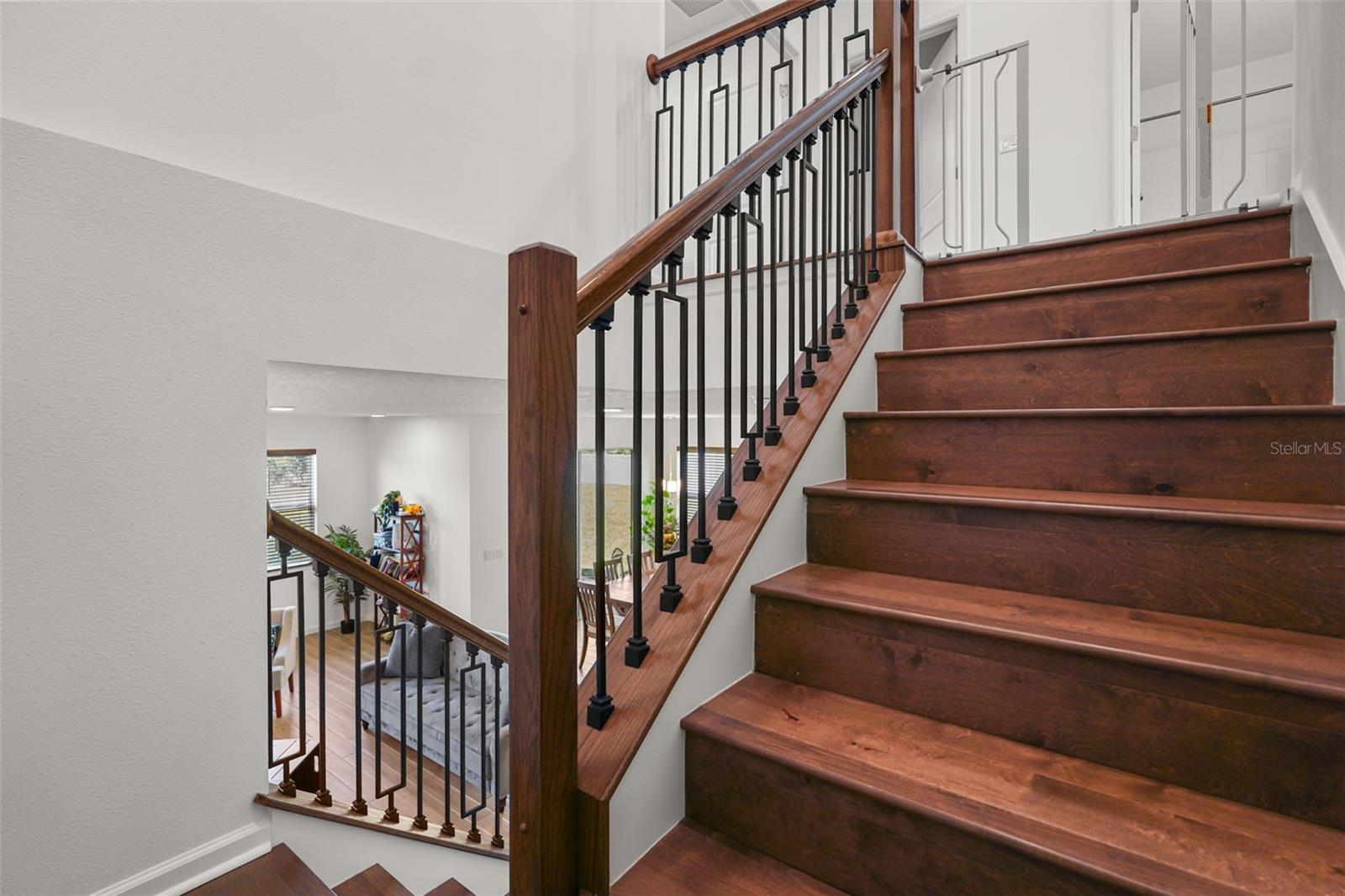 ESTATES AT RIVERCREST - Residential