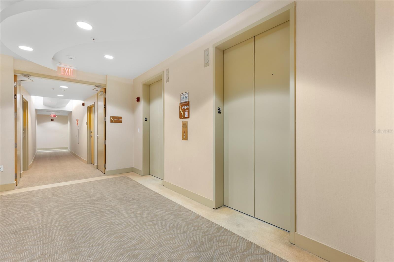 SOLAIRE/PLAZA CONDO - Residential