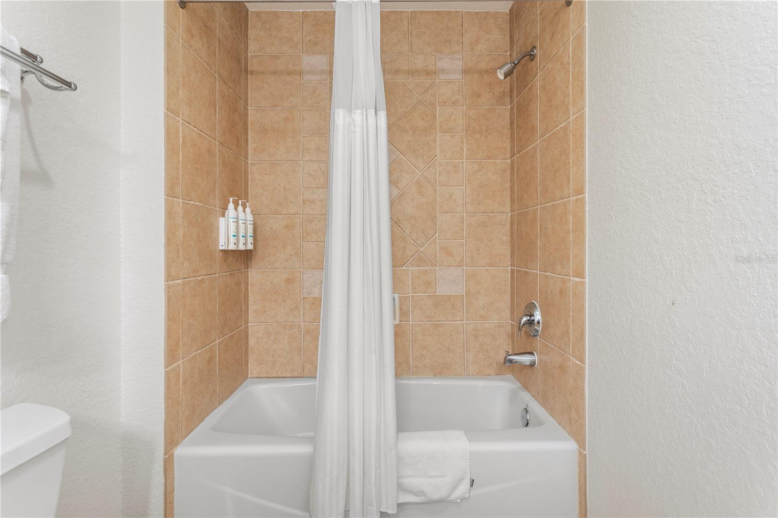 SEVEN EAGLES CONDO - Residential