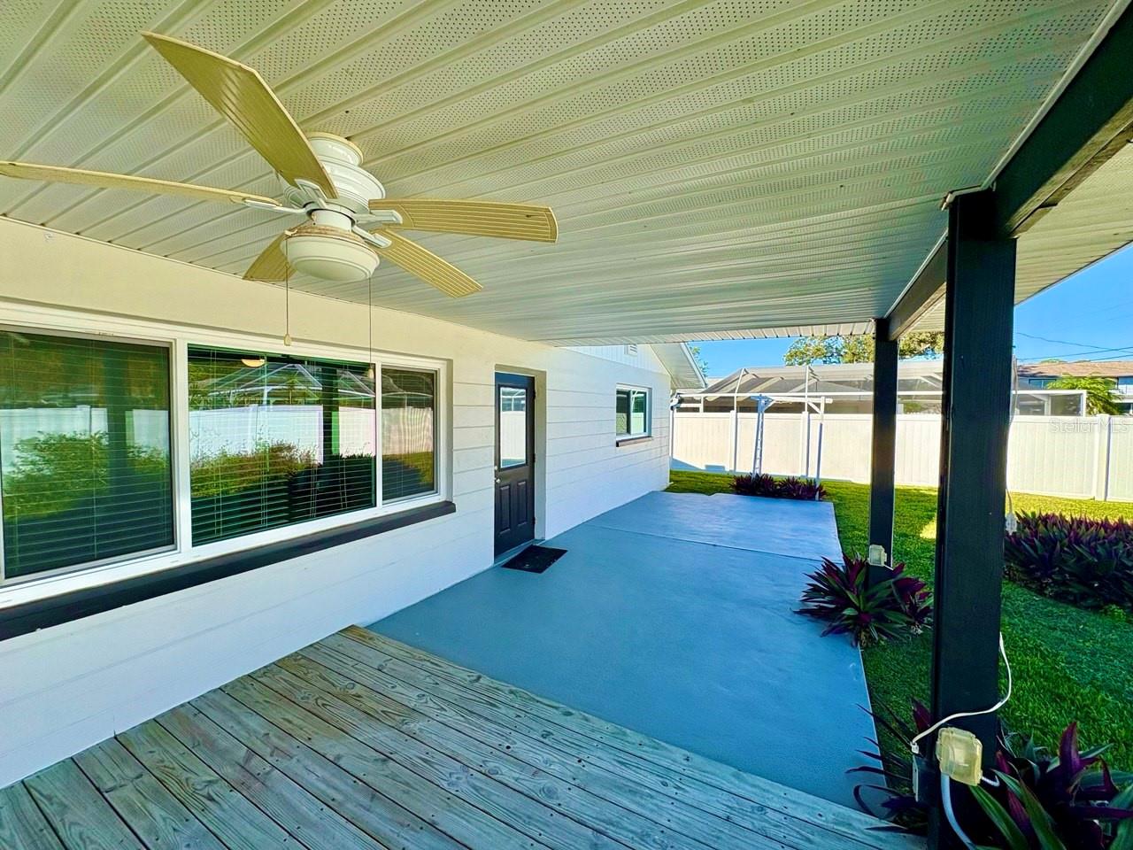 BARCLEY ESTATES - Residential Lease