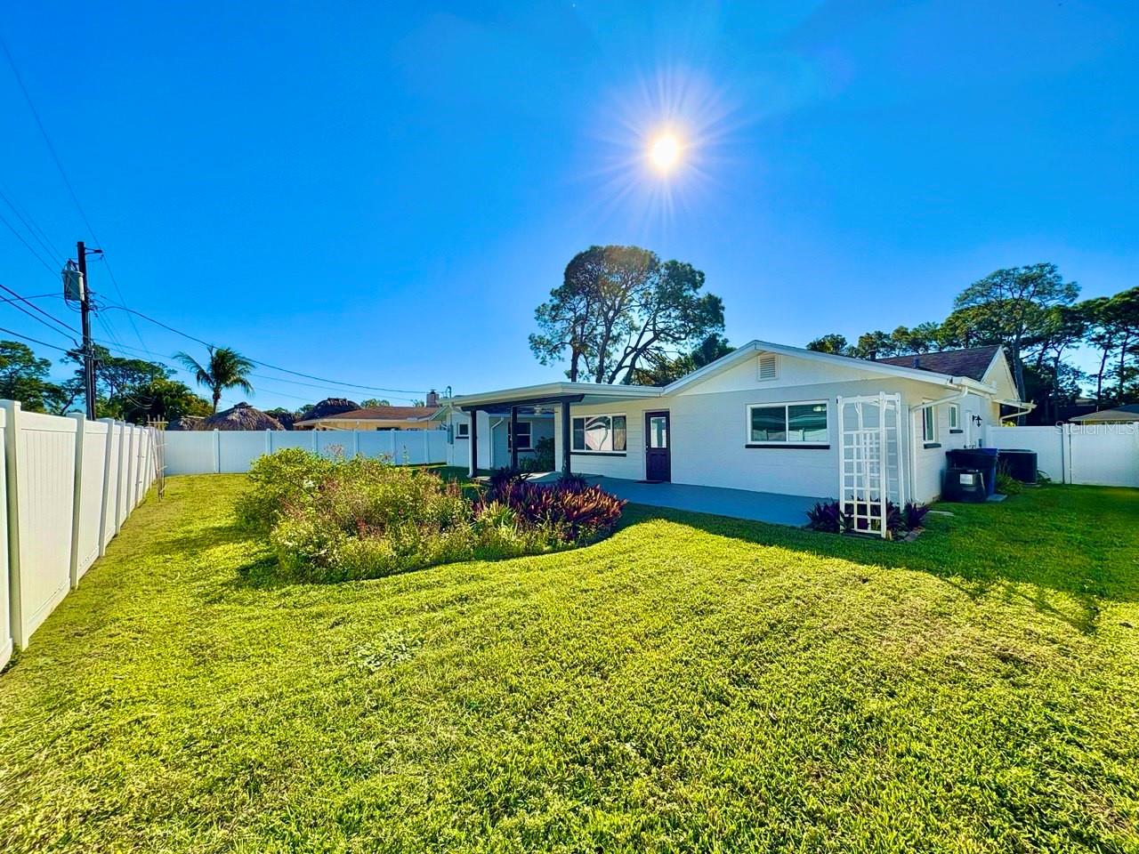 BARCLEY ESTATES - Residential Lease