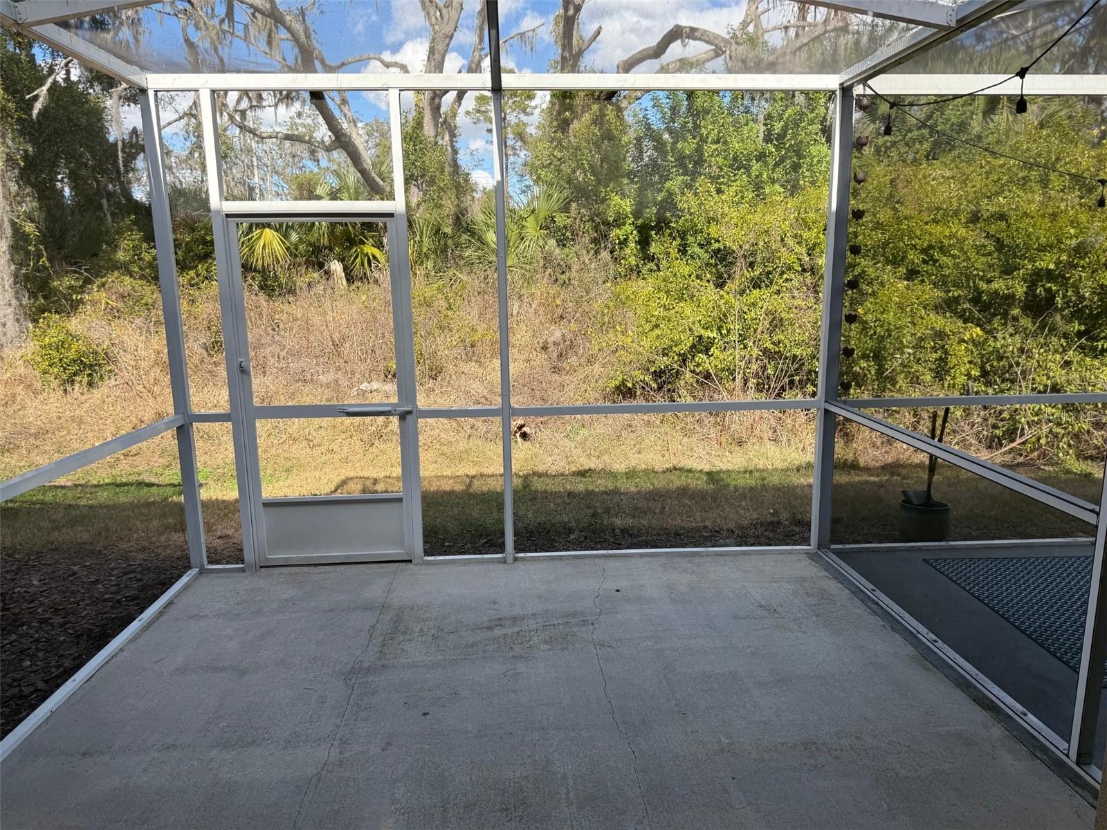 FISHHAWK RANCH TWNHMS PH 01 - Residential Lease