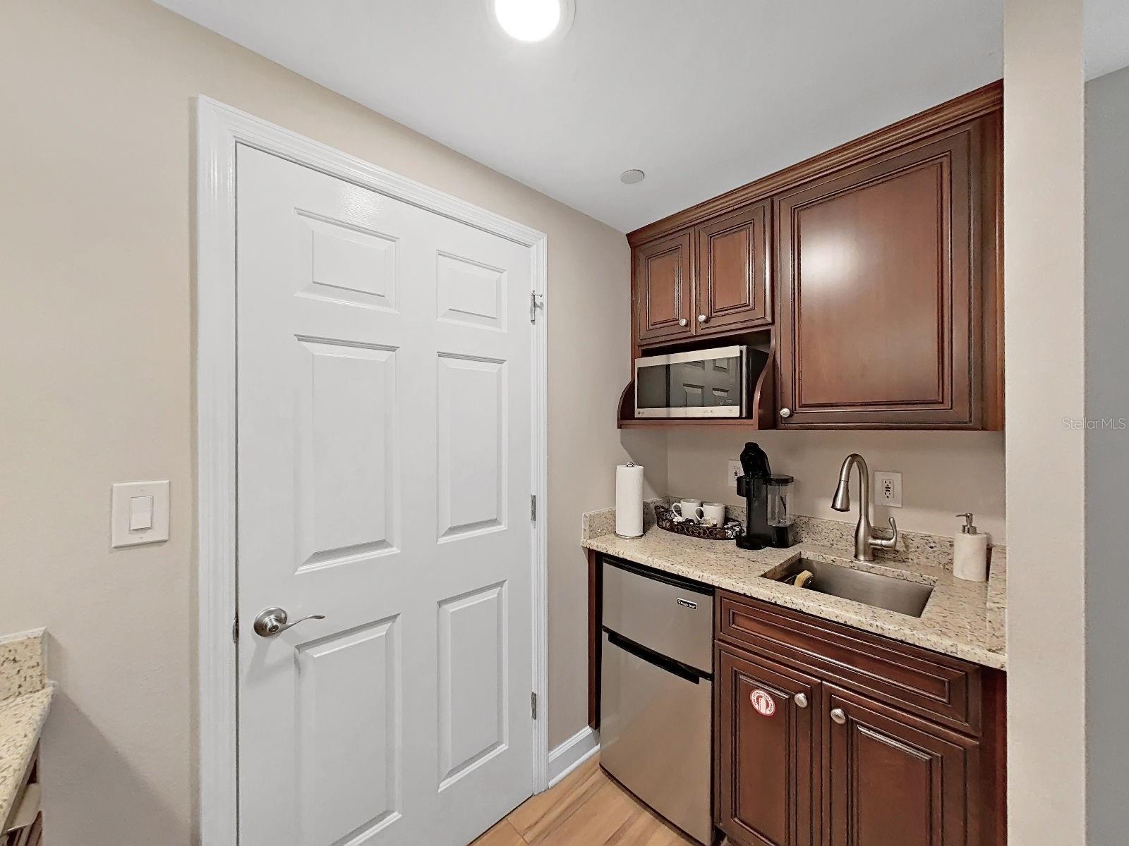 345 BAYSHORE A CONDO - Residential