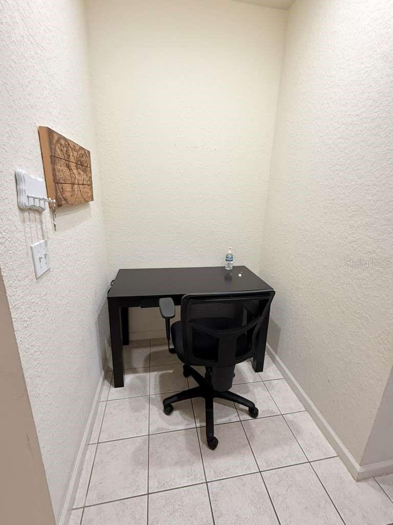 TOWNHOMES OF FLORA RIDGE - Residential Lease