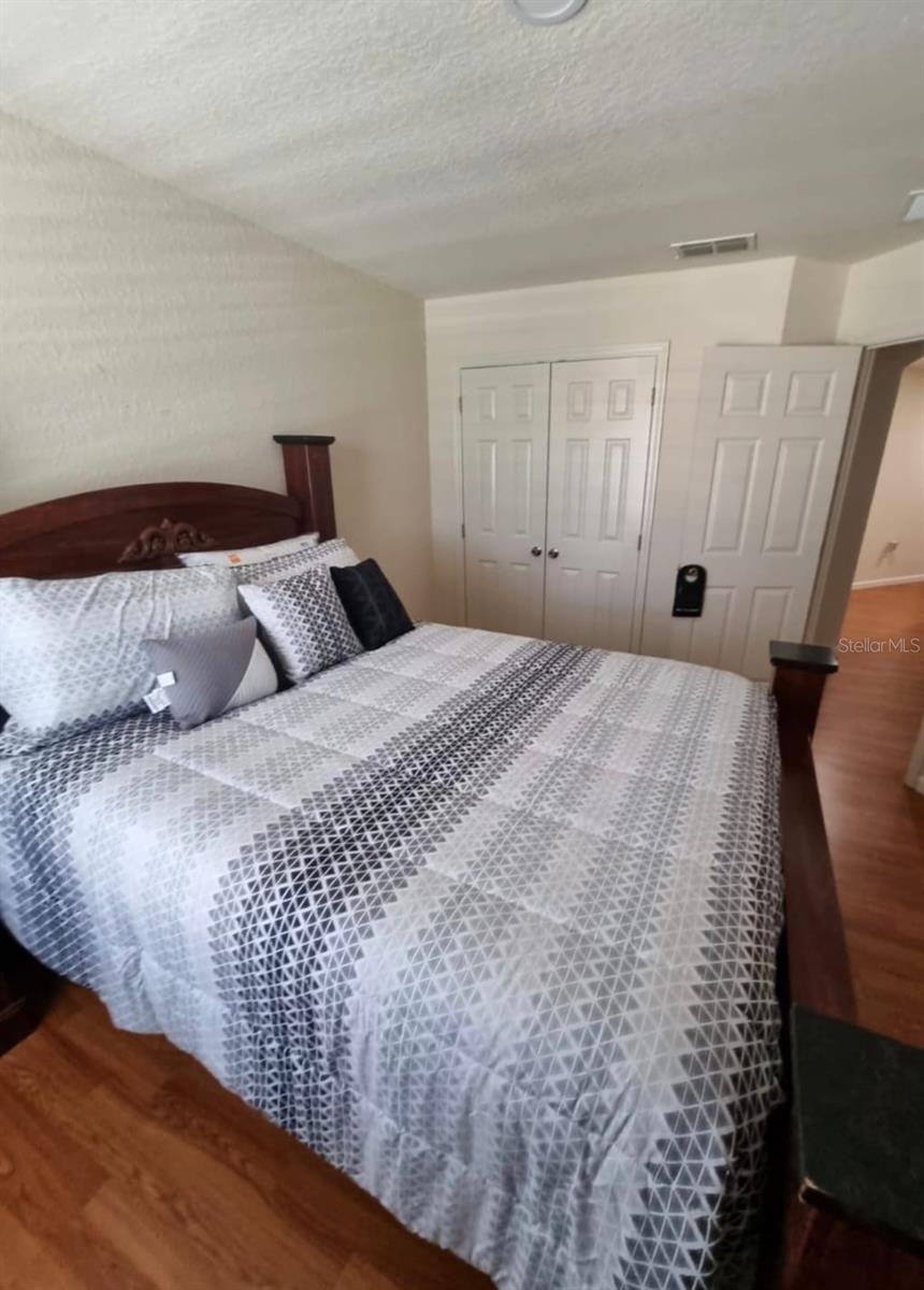 TOWNHOMES OF FLORA RIDGE - Residential Lease