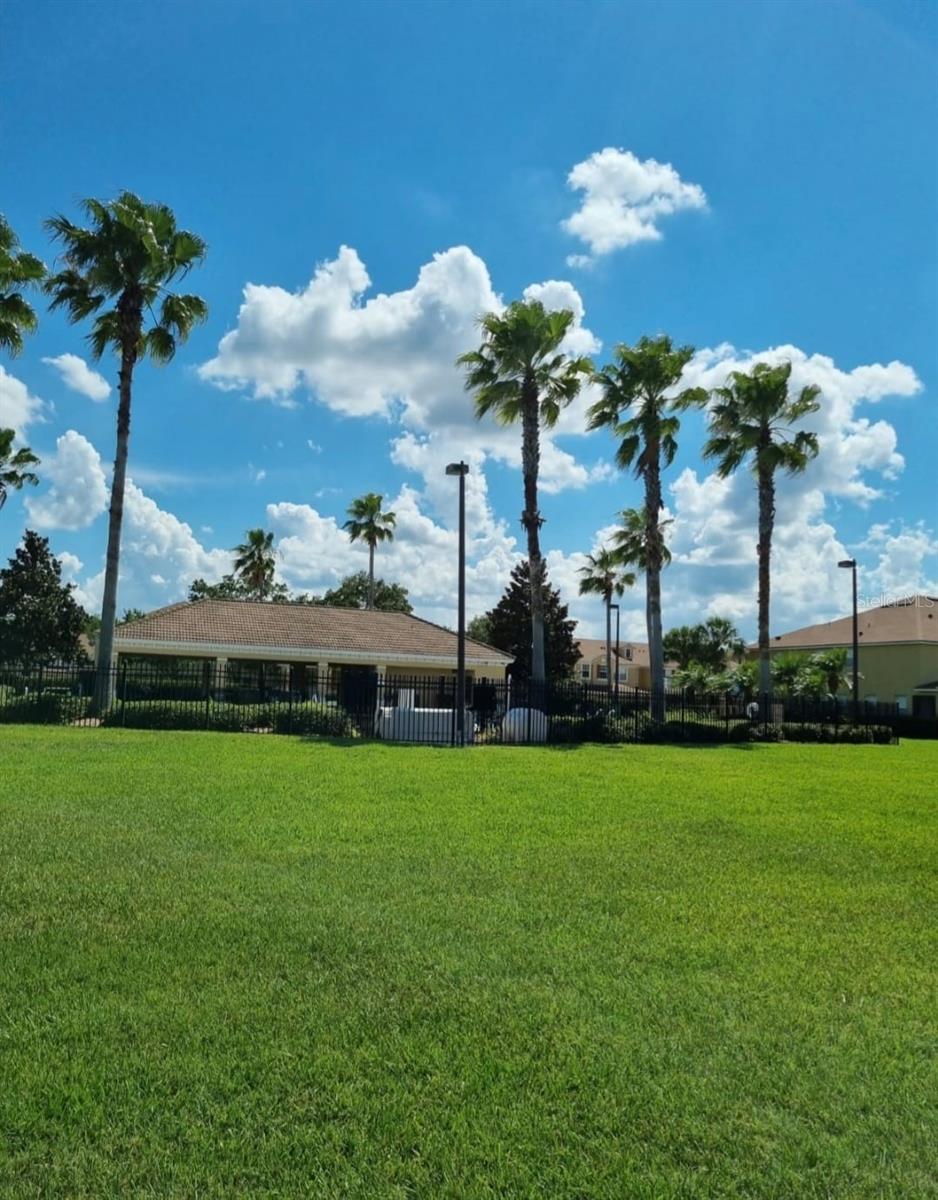 TOWNHOMES OF FLORA RIDGE - Residential Lease