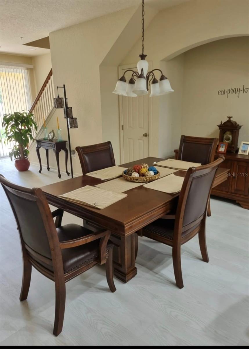 TOWNHOMES OF FLORA RIDGE - Residential Lease