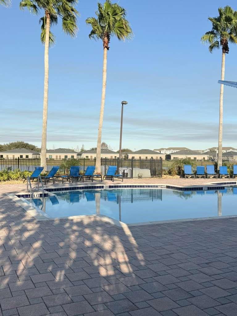 TOWNHOMES OF FLORA RIDGE - Residential Lease