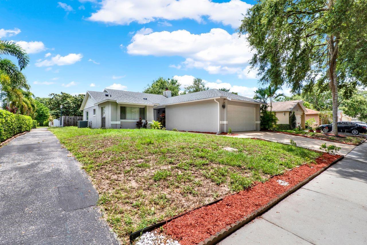 963 BEACH BREEZE DRIVE