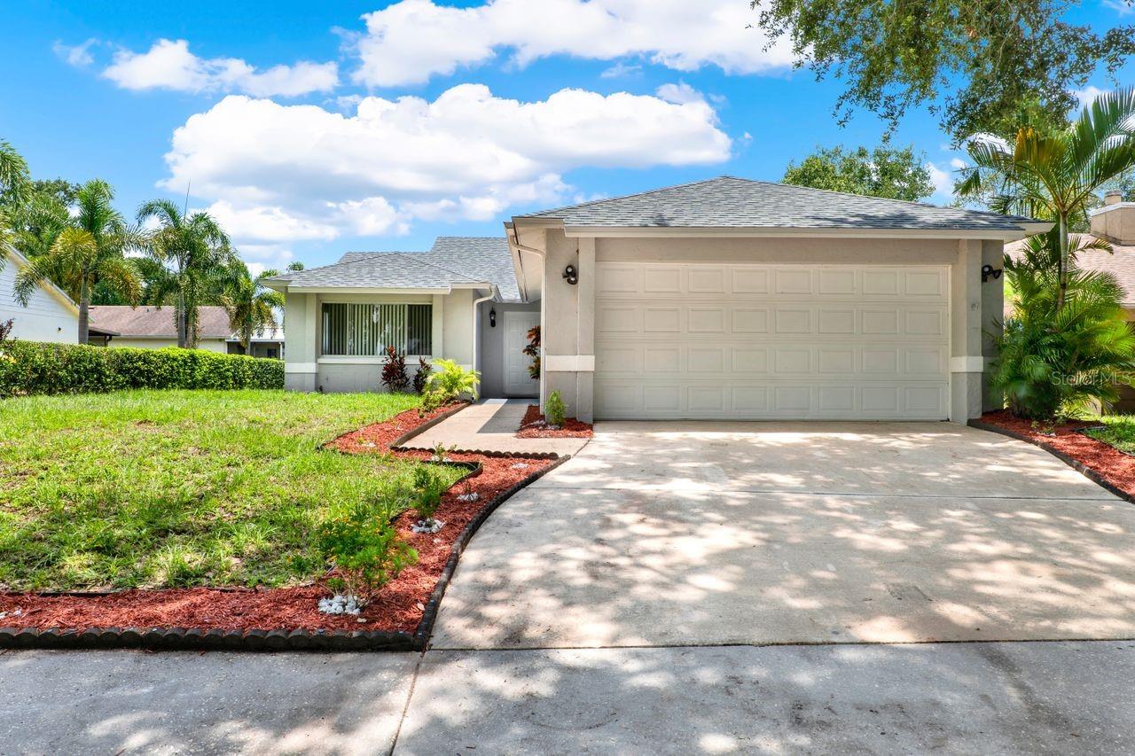 963 BEACH BREEZE DRIVE