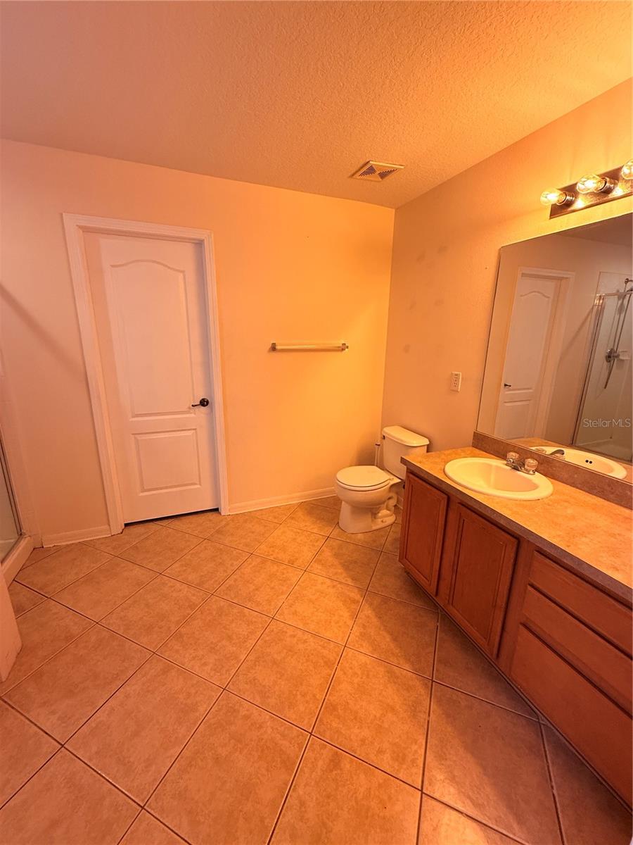 BLACKSTONE AT BAY PARK - Residential Lease