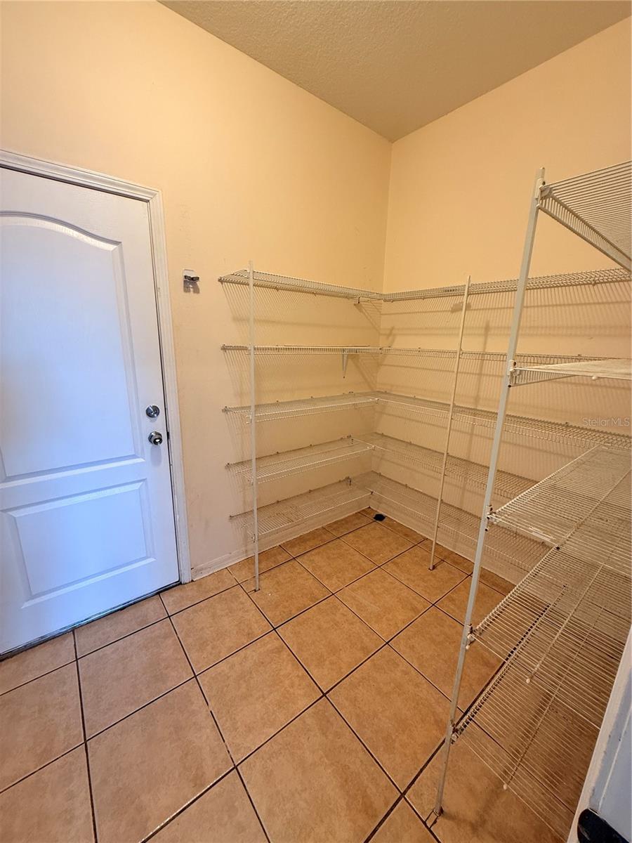BLACKSTONE AT BAY PARK - Residential Lease