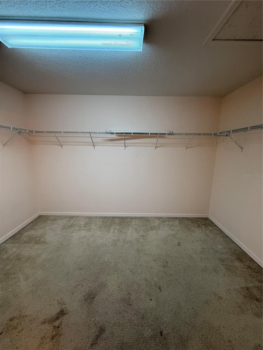BLACKSTONE AT BAY PARK - Residential Lease