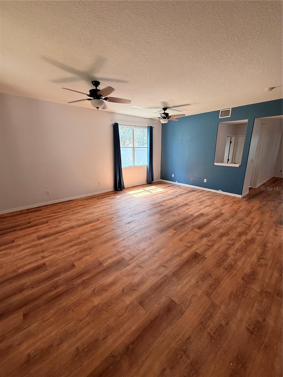 BLACKSTONE AT BAY PARK - Residential Lease