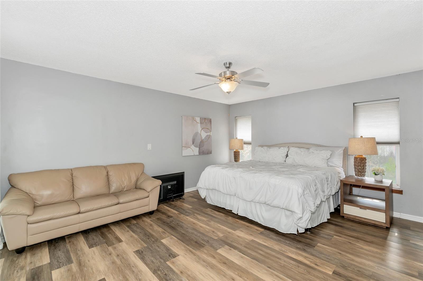 CEDAR CREEK - Residential