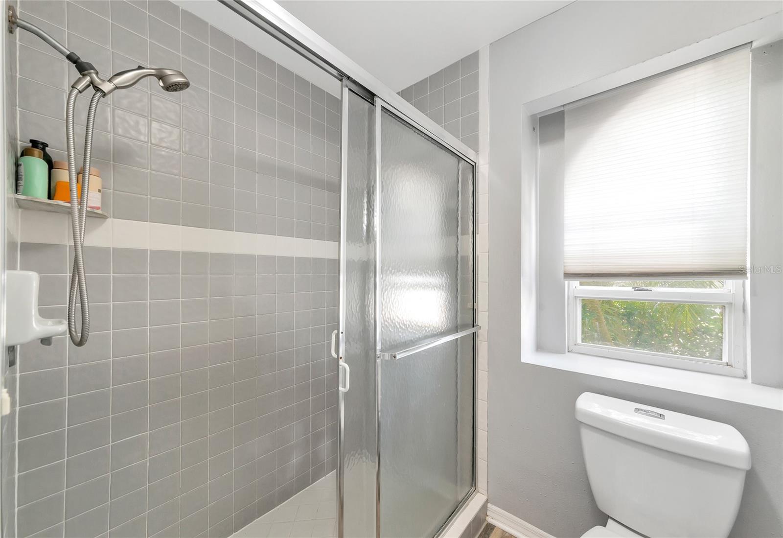 CEDAR CREEK - Residential