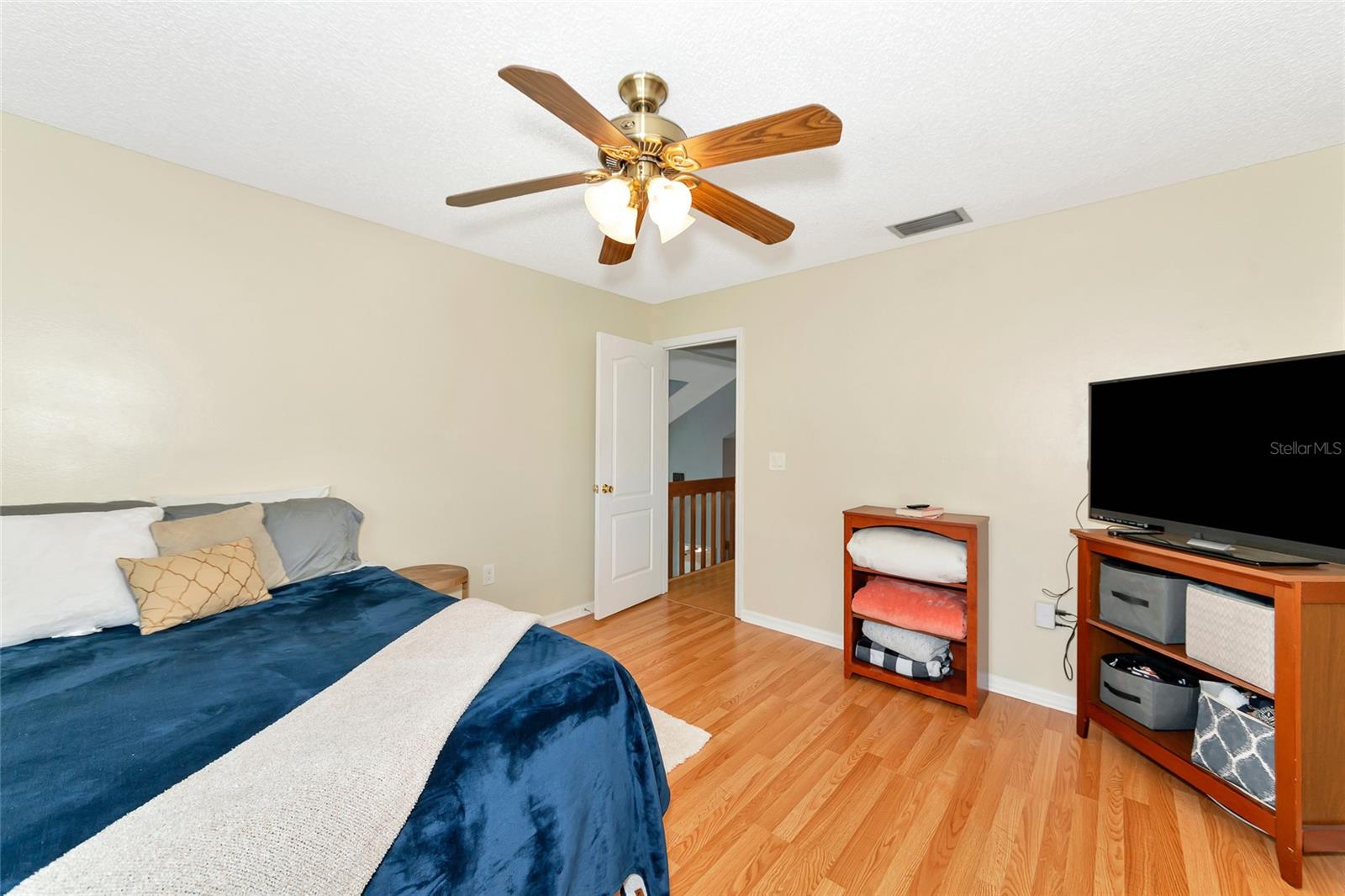 CEDAR CREEK - Residential