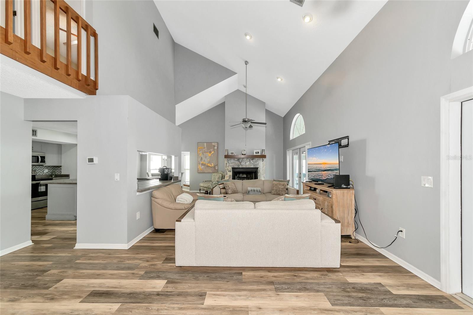 CEDAR CREEK - Residential