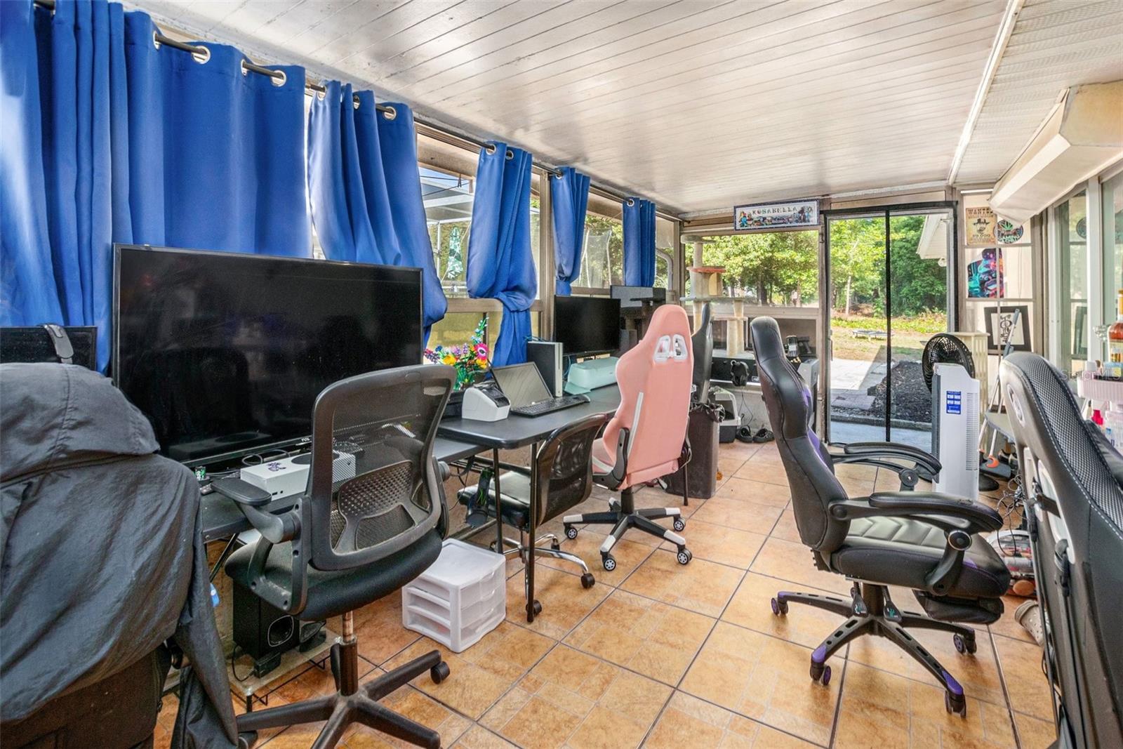 INVERNESS HIGHLANDS SOUTH - Residential