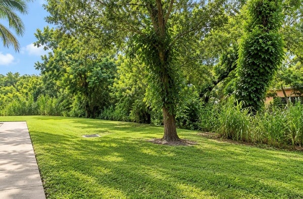 2630 RIVER PRESERVE CT # 1260, BRADENTON, FL 34208 - Image 37f565ea8aa3e803ff56b03a76cb1fbf/2598790016