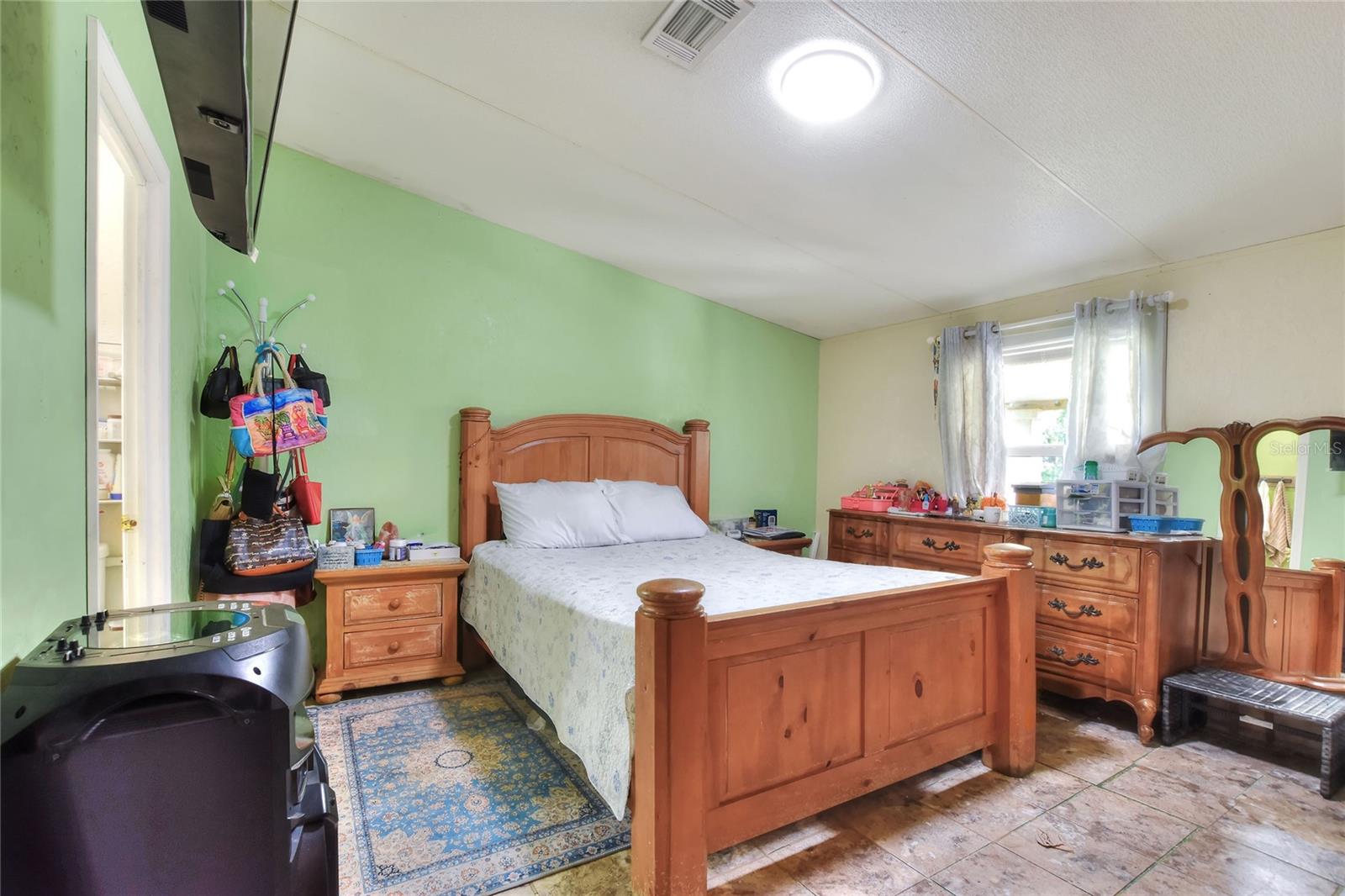 OAKRIDGE ESTATES - Residential