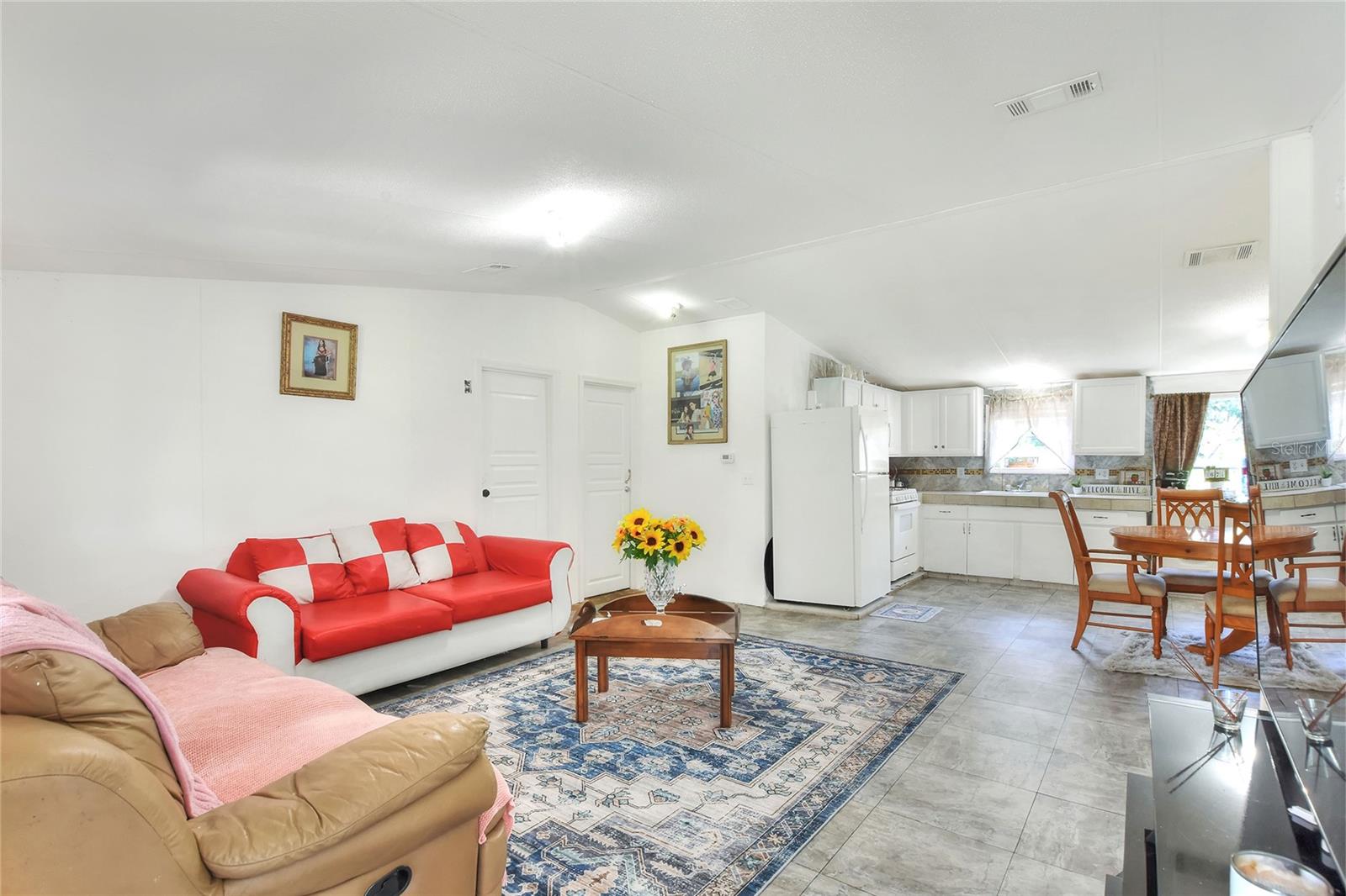 OAKRIDGE ESTATES - Residential