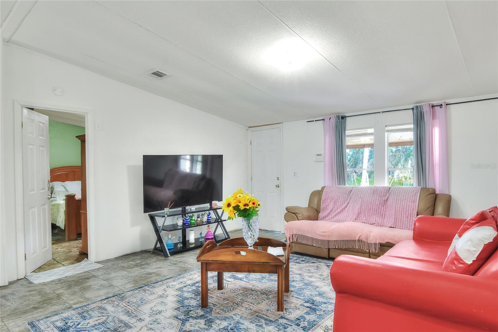 OAKRIDGE ESTATES - Residential