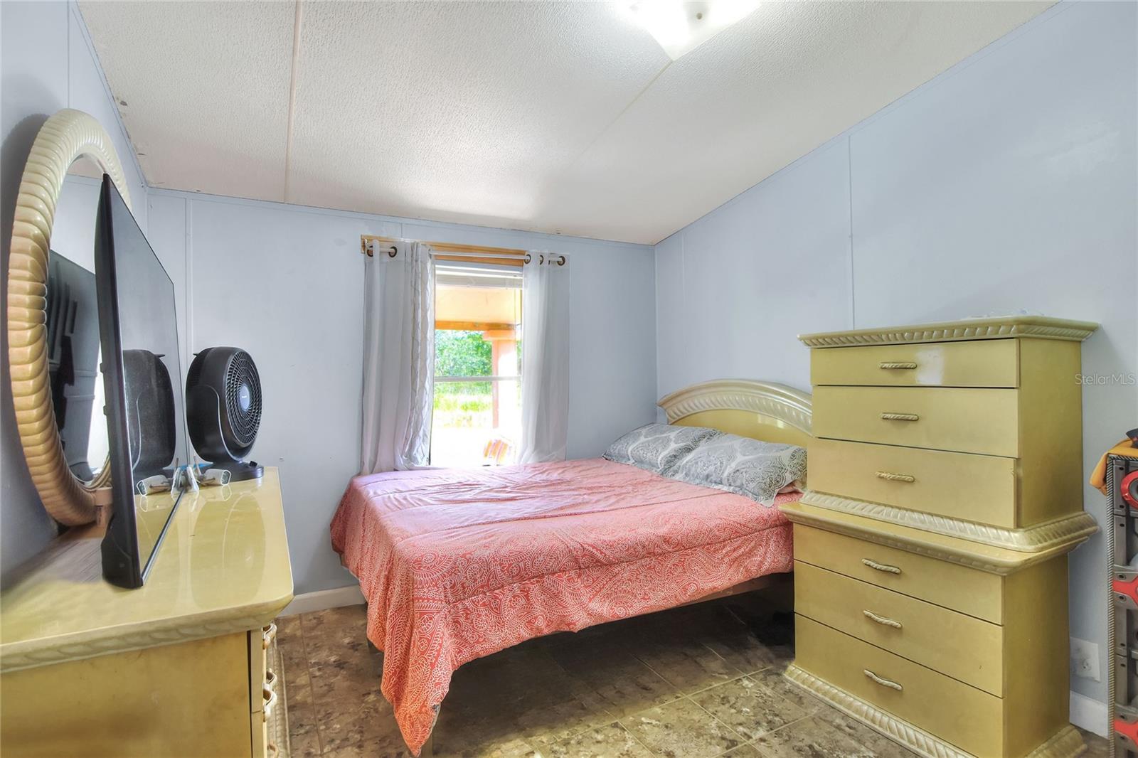 OAKRIDGE ESTATES - Residential