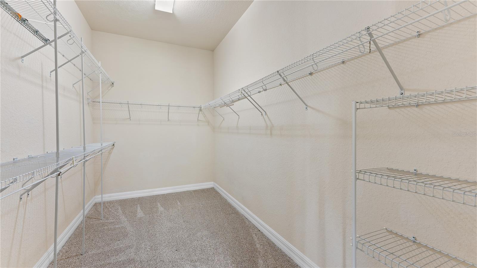 WOODLAND LAKES PRESERVE - Residential