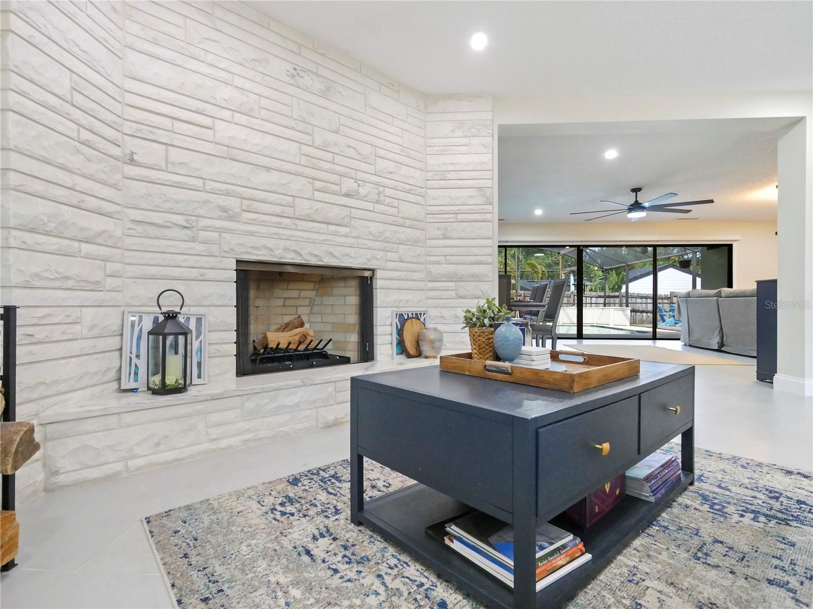 LAKE CONWAY ESTATES - Residential