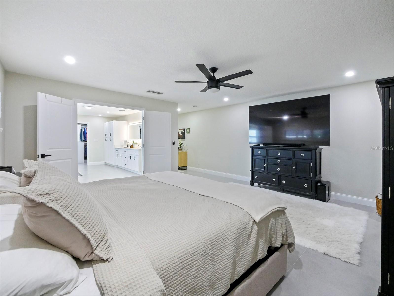 LAKE CONWAY ESTATES - Residential