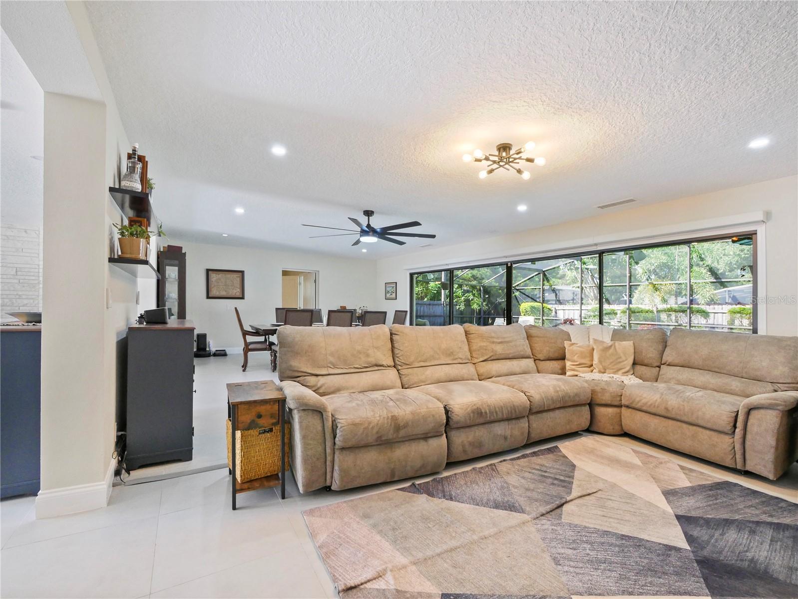 LAKE CONWAY ESTATES - Residential