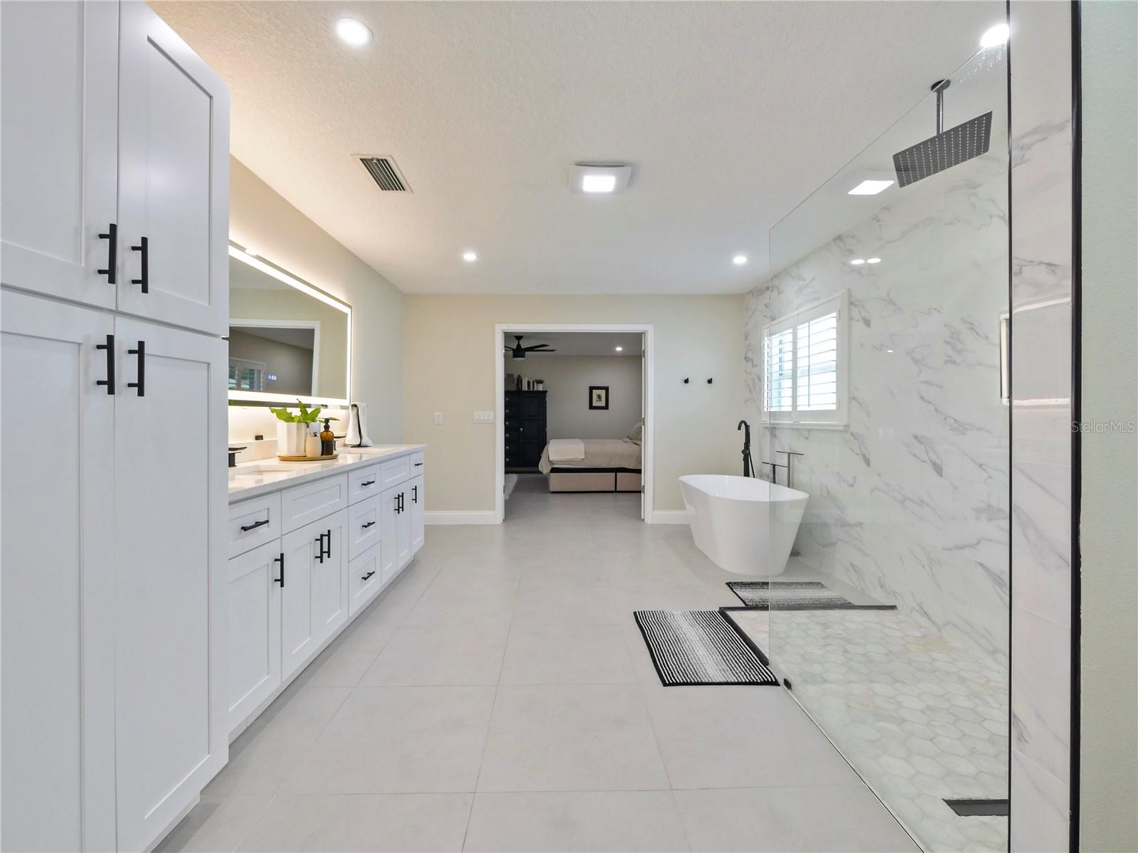 LAKE CONWAY ESTATES - Residential