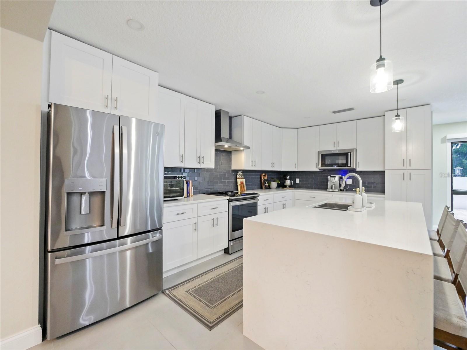 LAKE CONWAY ESTATES - Residential