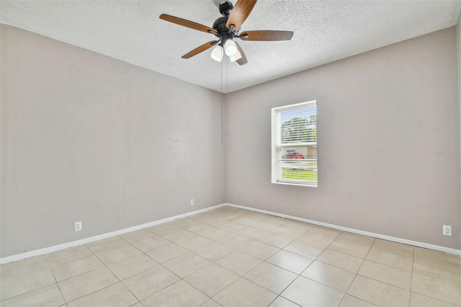 LAKE PALMS SEC 3 - Residential