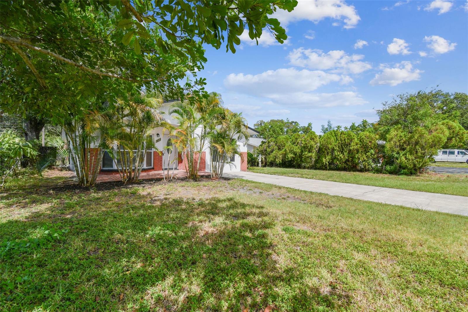 LAKE PALMS SEC 3 - Residential