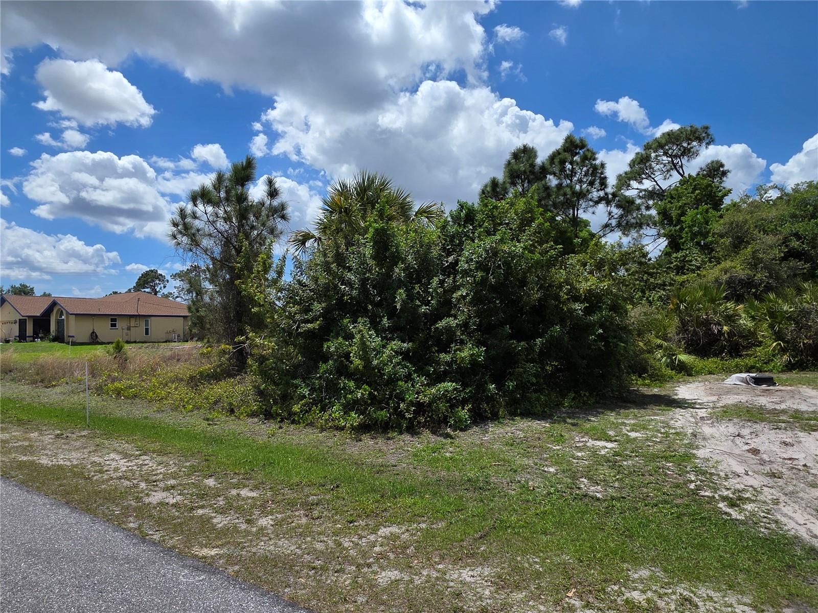 PORT CHARLOTTE SEC 033 - Land