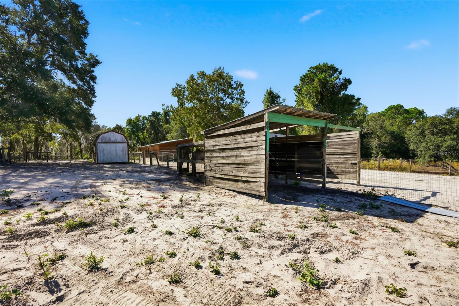 ACREAGE - Residential