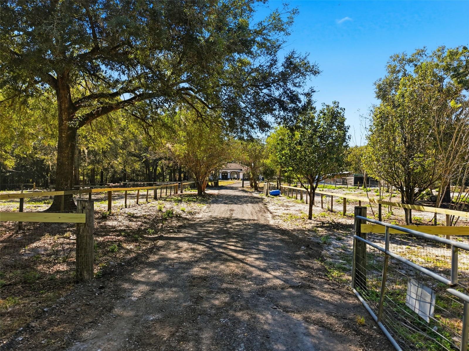 ACREAGE - Residential