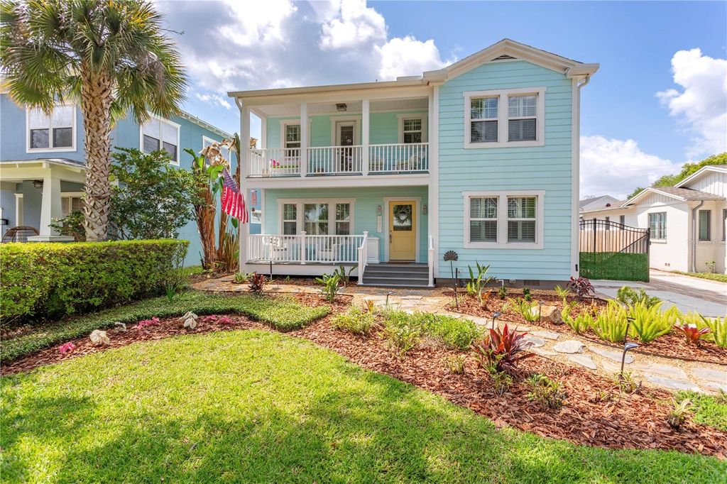 Photo of 422 E Gore Street, Orlando, FL 32806 (MLS # O6403158)