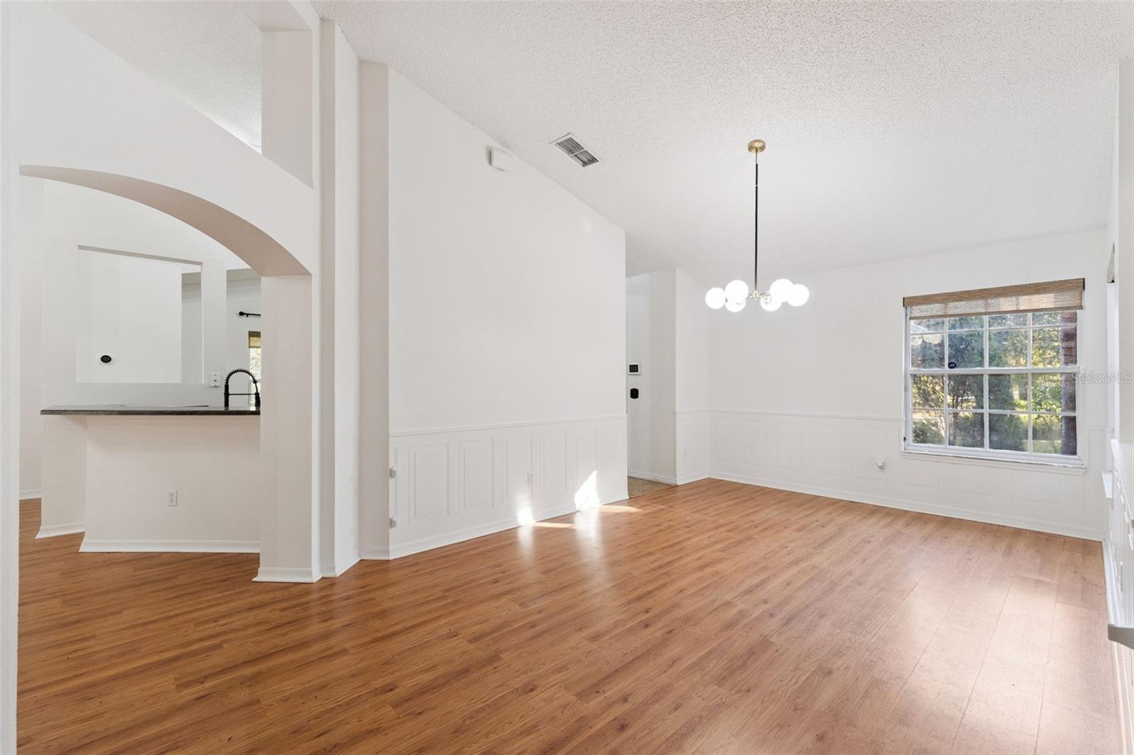 BENT OAKS - Residential