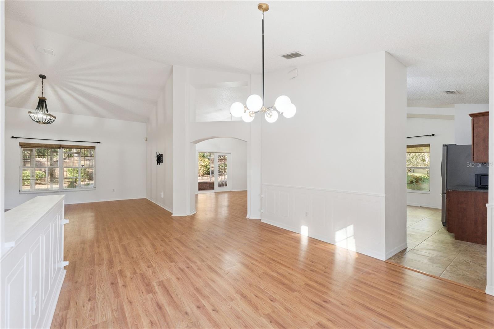 BENT OAKS - Residential