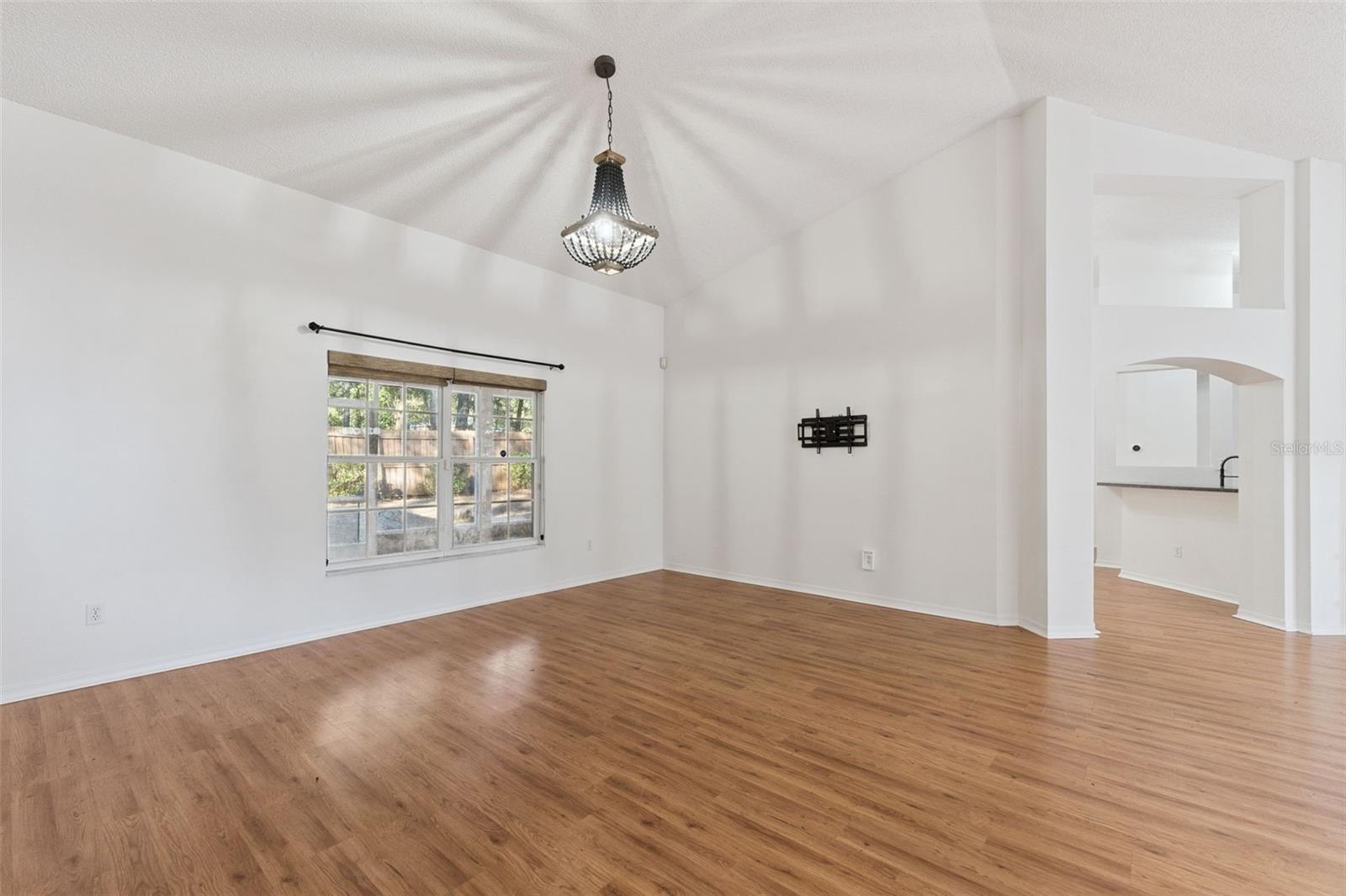 BENT OAKS - Residential