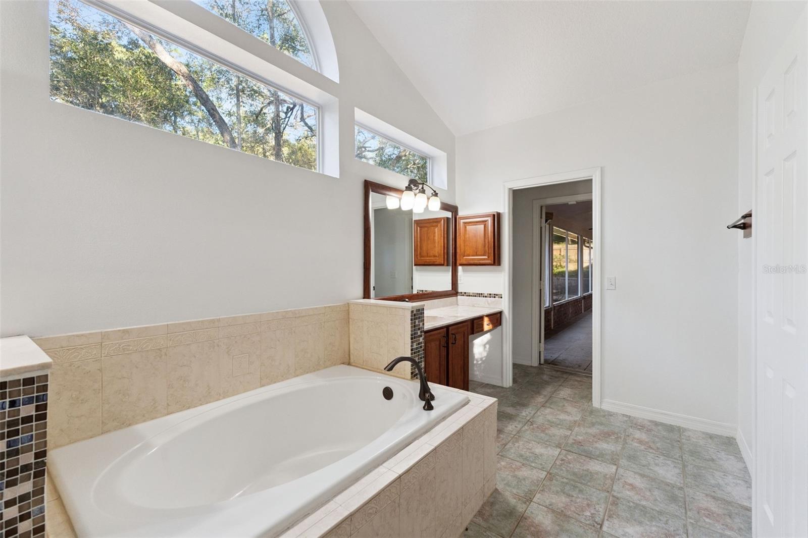 BENT OAKS - Residential