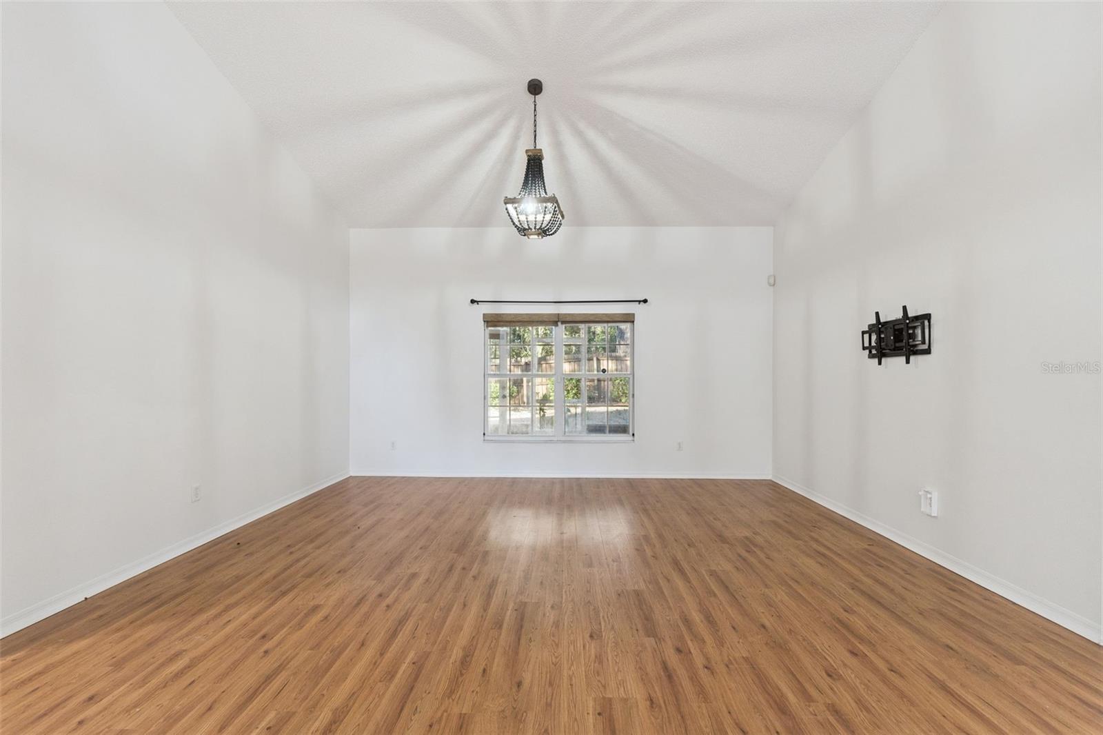 BENT OAKS - Residential