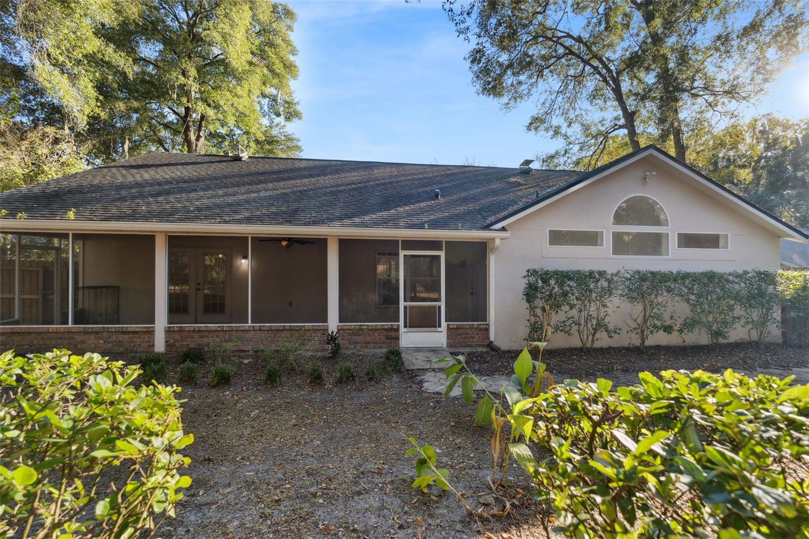 BENT OAKS - Residential